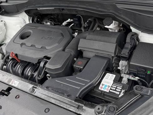 Used 2018 Hyundai Santa Fe Sport w/ 2.4L Value Package 02 image 29