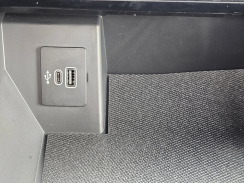 Certified 2026 Ford F150 Lariat w/ Bed Utility Package AWD/4WD image 33