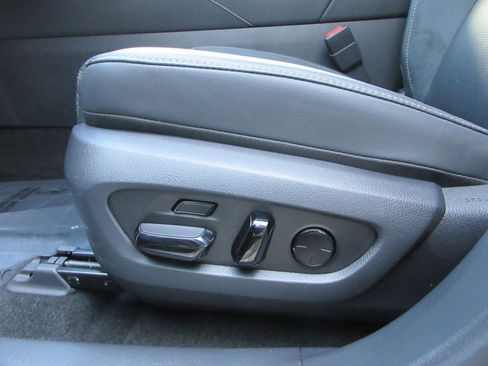 Used 2025 Lexus RX 450h AWD w/ Convenience Package image 34