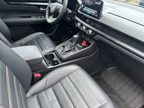 Used 2023 Honda CR-V Sport Touring image 17