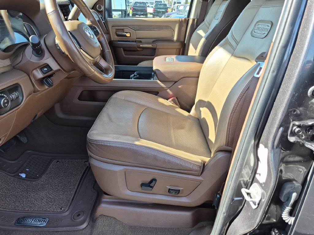 Used 2023 RAM 2500 Limited AWD/4WD image 11