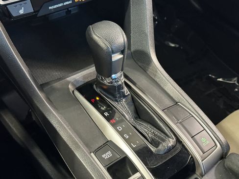 Used 2019 Honda Civic EX image 21
