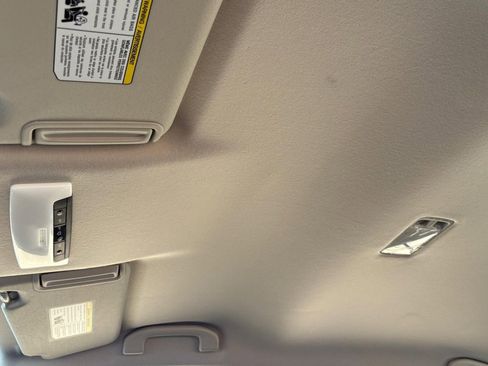 New 2025 Nissan Versa SV image 21