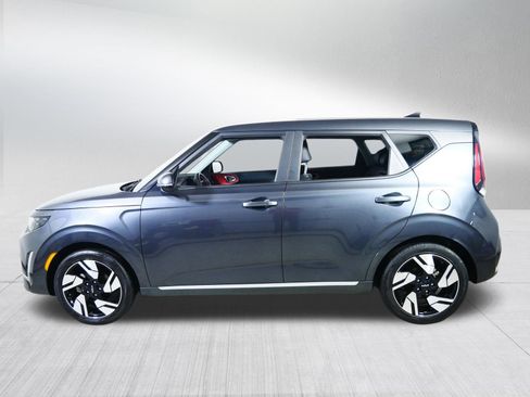 Used 2023 Kia Soul GT-Line FWD image 4