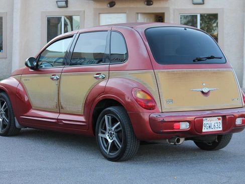 Used 2004 Chrysler PT Cruiser Limited FWD image 6
