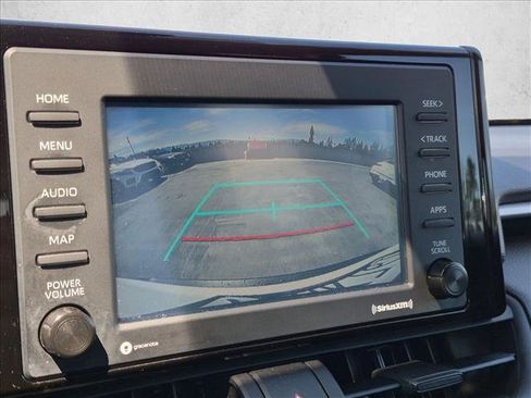 Used 2022 Toyota RAV4 LE FWD image 13