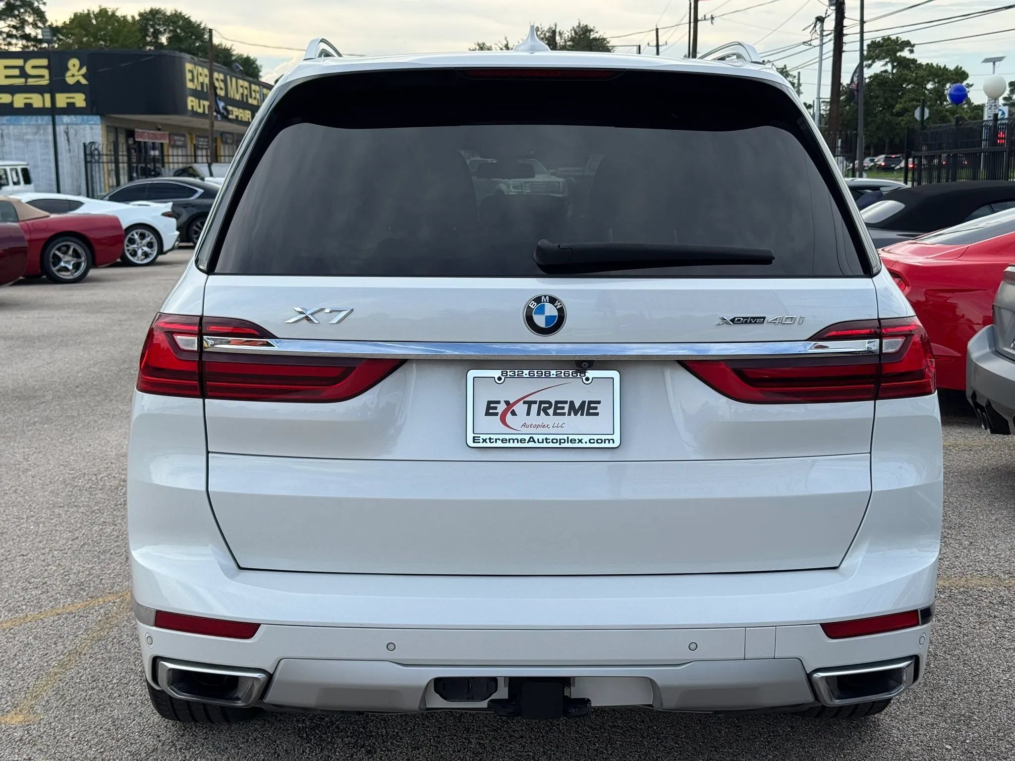 Used 2020 BMW X7 xDrive40i w/ Executive Package AWD/4WD image 3