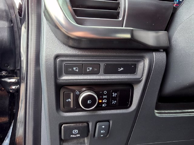 Used 2023 Ford F150 Lariat w/ Equipment Group 502A High AWD/4WD image 20
