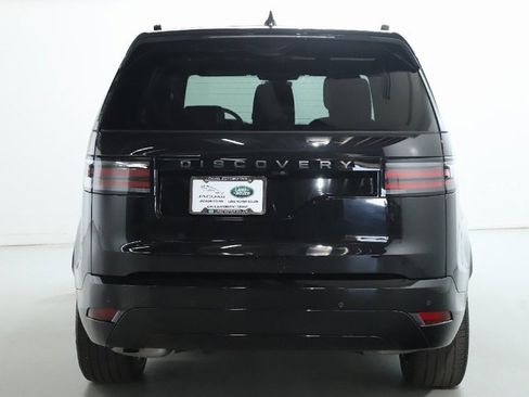 Used 2024 Land Rover Discovery Dynamic SE image 7