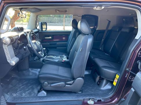Used 2007 Toyota FJ Cruiser 4WD image 28