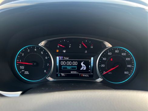 Used 2018 Chevrolet Traverse LT image 19