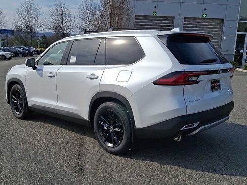 New 2026 Toyota Grand Highlander AWD Hybrid image 11