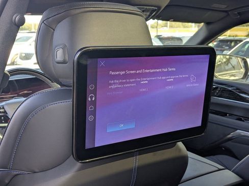 New 2025 Cadillac Escalade IQ Luxury 1 w/ Smart Trailering package image 23