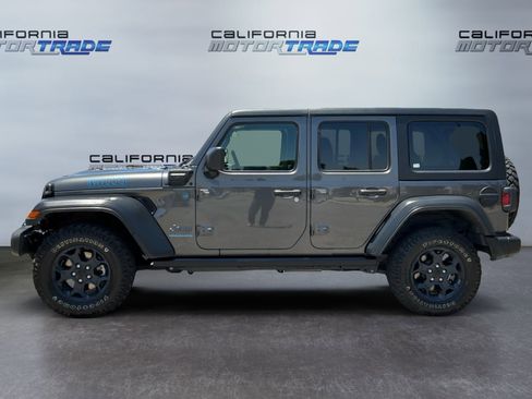 Used 2023 Jeep Wrangler Unlimited AWD/4WD image 8