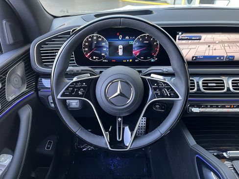 New 2026 Mercedes-Benz GLS 580 4MATIC image 19