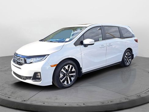 New 2026 Honda Odyssey EX-L image 3