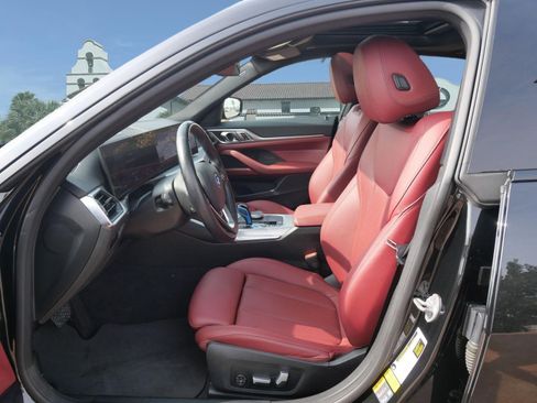 Used 2023 BMW i4 eDrive35 w/ Premium Package image 19