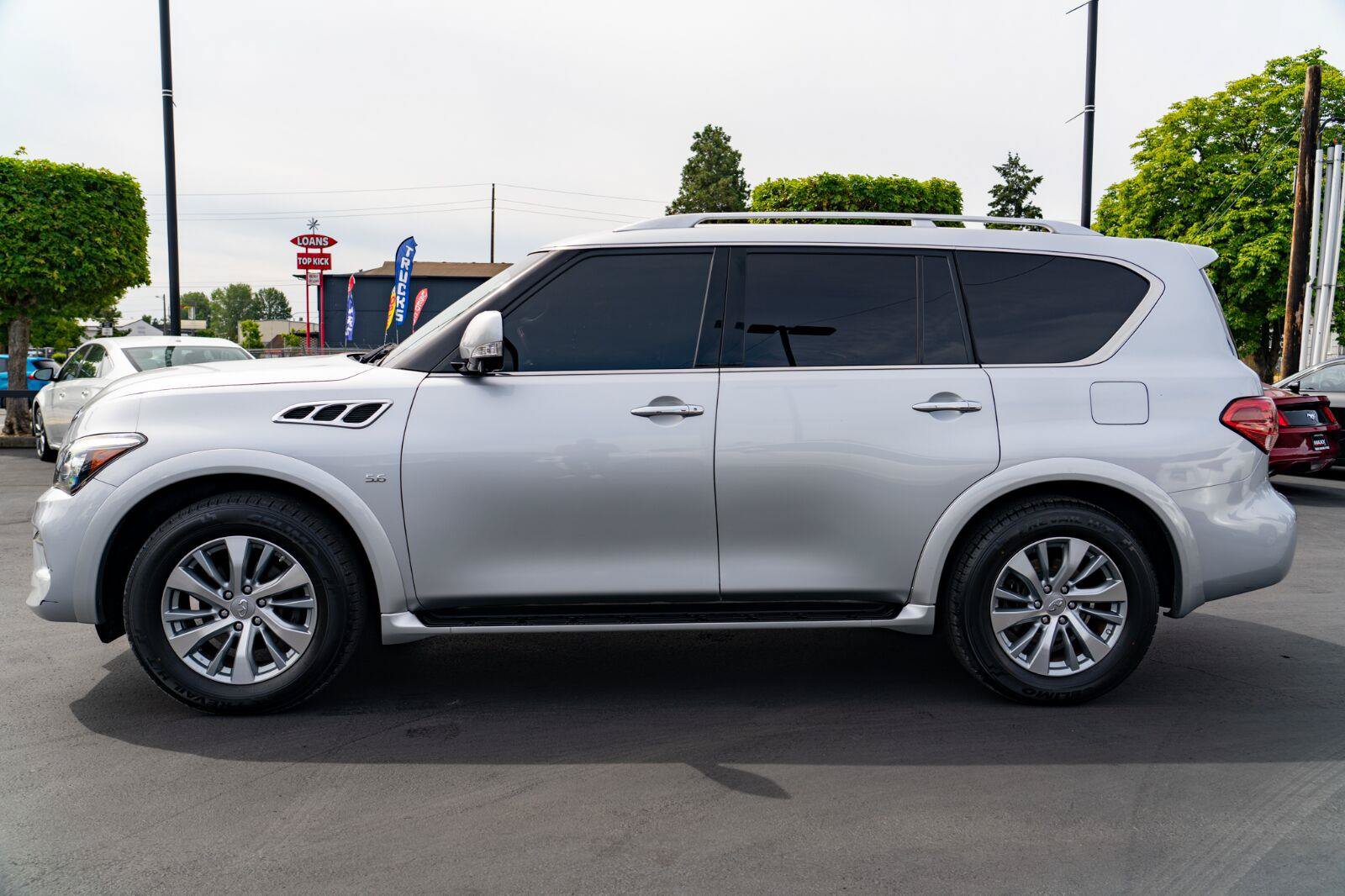Used 2015 INFINITI QX80 2WD image 12