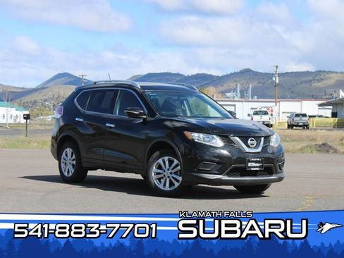 Used 2015 Nissan Rogue SV w/ SV Premium Package image 1