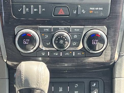 Used 2016 Buick Enclave Leather FWD image 16