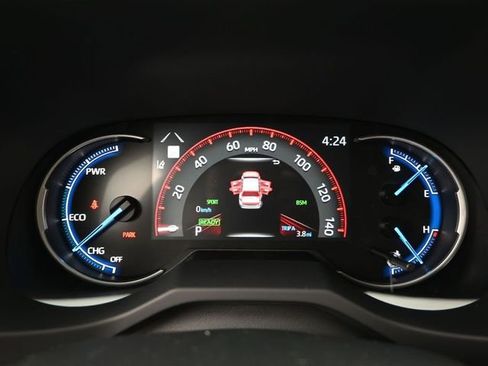 Used 2025 Toyota RAV4 XLE image 6