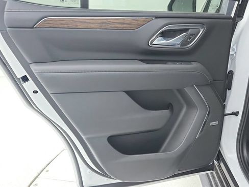 Certified 2024 Chevrolet Tahoe Premier RWD image 35