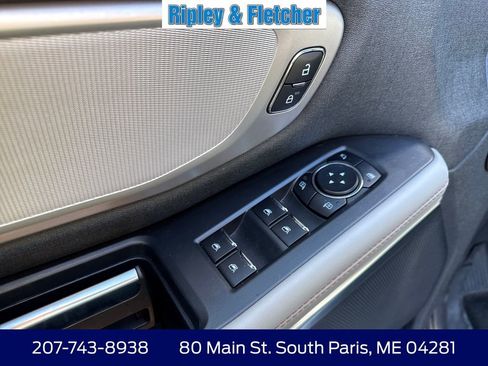 Used 2025 Ford Expedition Active AWD/4WD image 9