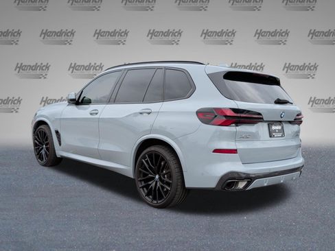 Certified 2025 BMW X5 xDrive40i w/ M Sport Package AWD/4WD image 9