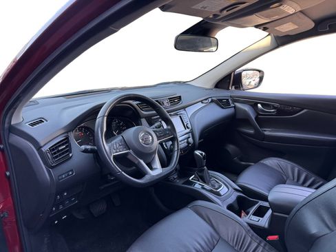 Used 2022 Nissan Rogue Sport SL AWD/4WD image 9