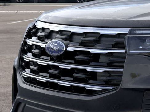 New 2026 Ford Explorer Active AWD/4WD image 17