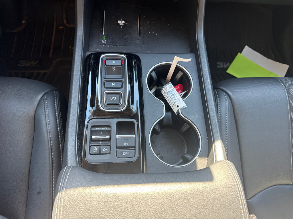 Certified 2025 Honda Pilot Touring image 24