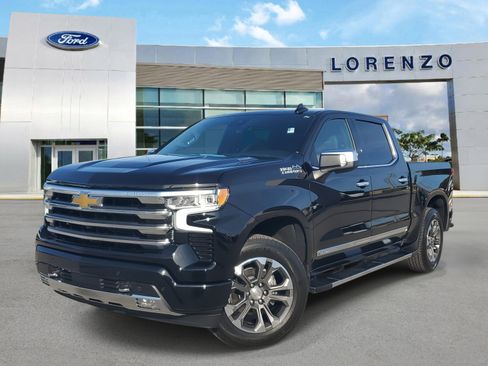 Used 2025 Chevrolet Silverado 1500 High Country image 1