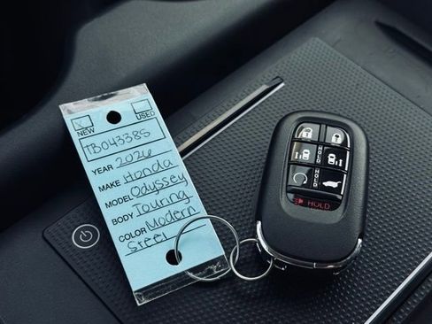 New 2026 Honda Odyssey Touring image 44