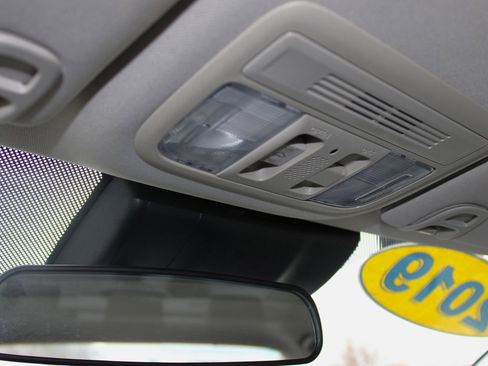 Used 2019 Honda Civic EX image 32