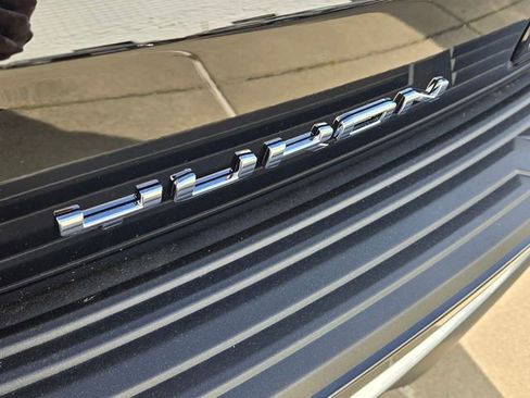 New 2026 GMC Yukon XL Denali w/ Denali Reserve Package AWD/4WD image 6