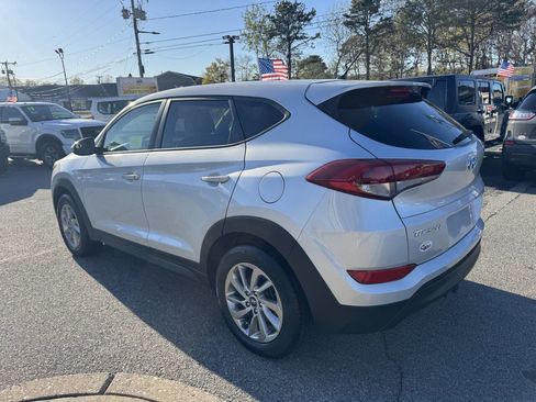 Used 2018 Hyundai Tucson SE AWD/4WD image 7