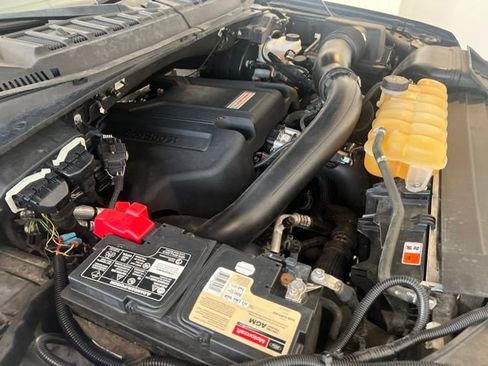 Used 2018 Ford F150 Raptor w/ Equipment Group 802A Luxury AWD/4WD image 34