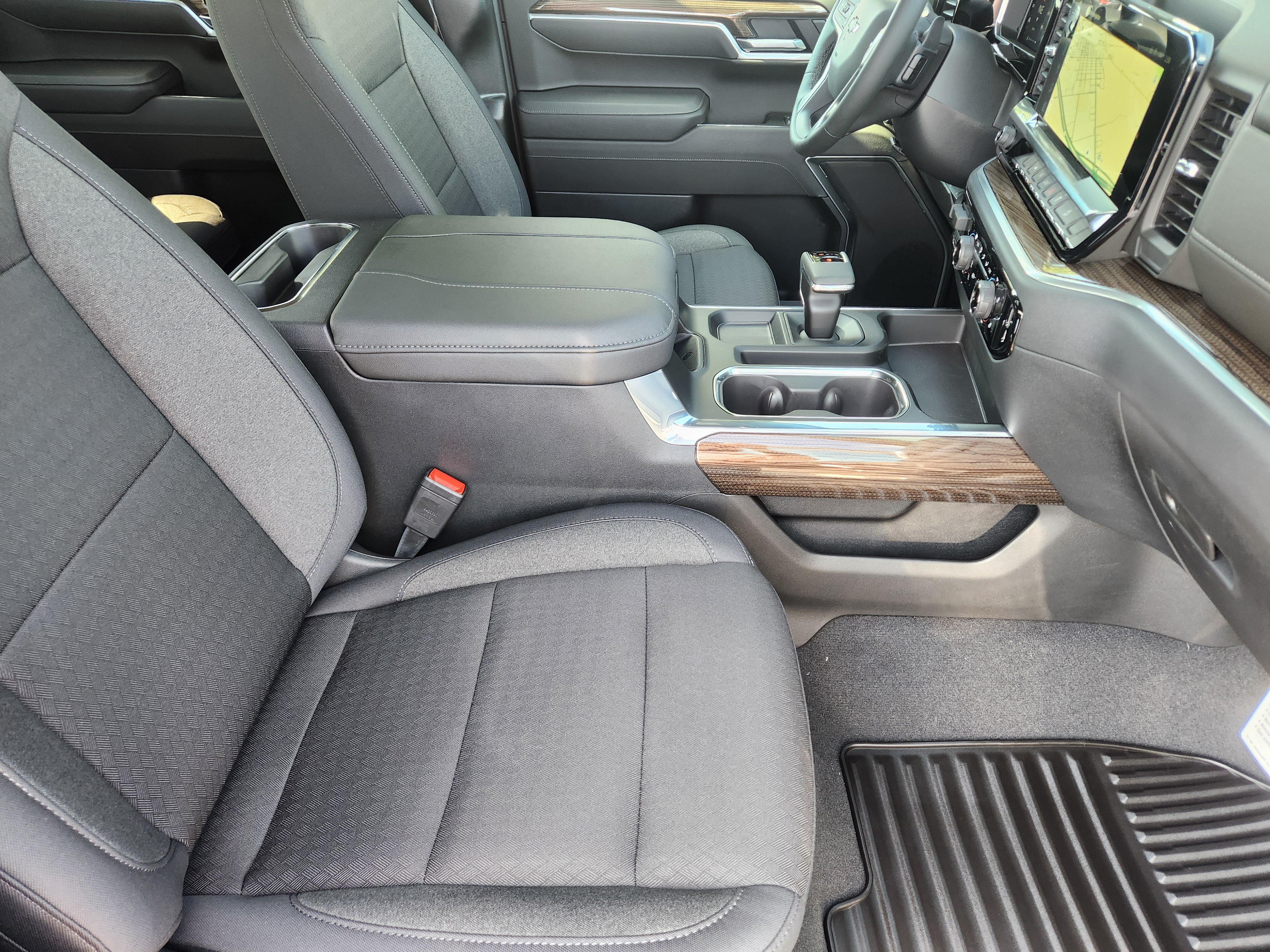 New 2026 Chevrolet Silverado 1500 RST w/ Z71 Off-Road Package AWD/4WD image 10