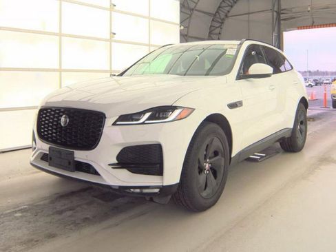 Used 2022 Jaguar F-PACE S image 2