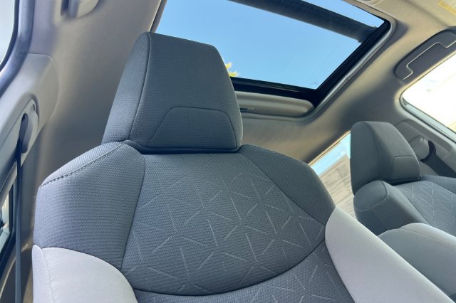 Used 2019 Toyota RAV4 XLE w/ Convenience Package FWD image 19