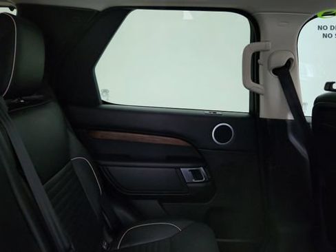 Used 2018 Land Rover Discovery HSE Luxury AWD/4WD image 28