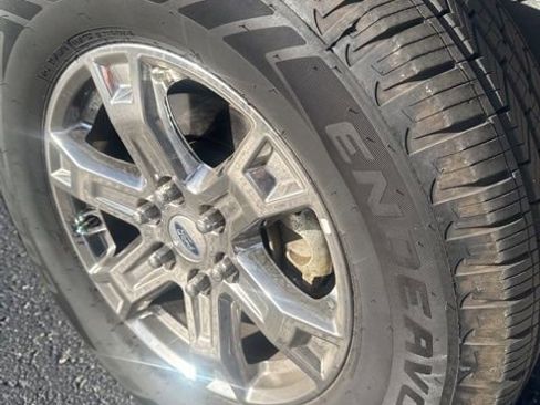 Used 2014 Ford F150 Limited image 12