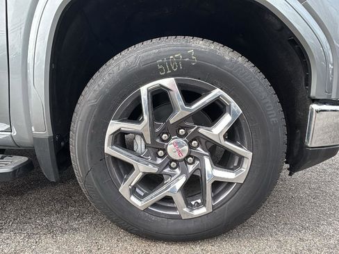 New 2026 GMC Sierra 1500 SLT w/ SLT Premium Plus Package image 10