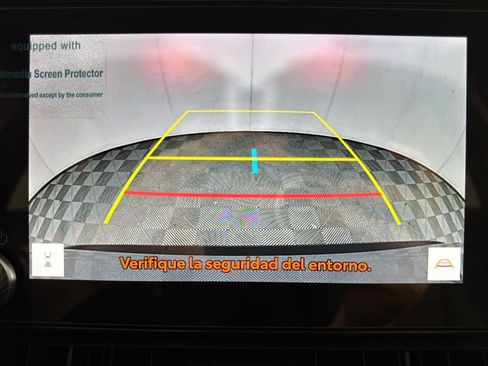Used 2025 Toyota RAV4 XLE AWD/4WD image 16