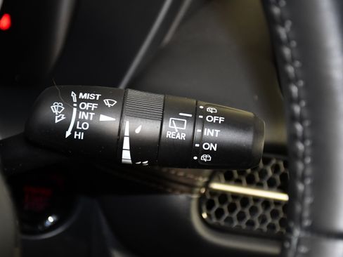 Certified 2024 Honda HR-V EX-L image 23