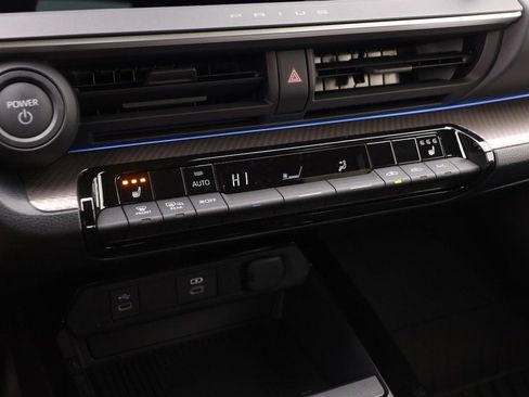 New 2026 Toyota Prius XLE image 17