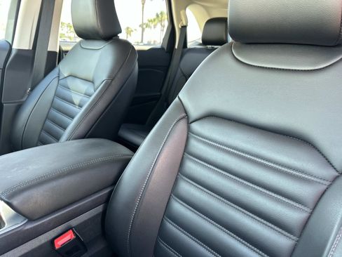 Used 2023 Ford Edge SEL w/ Convenience Package image 21