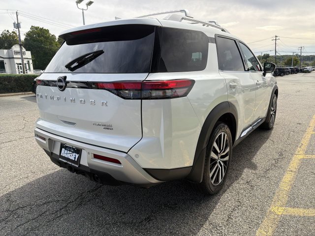 Certified 2024 Nissan Pathfinder Platinum w/ Cargo Package AWD/4WD image 8