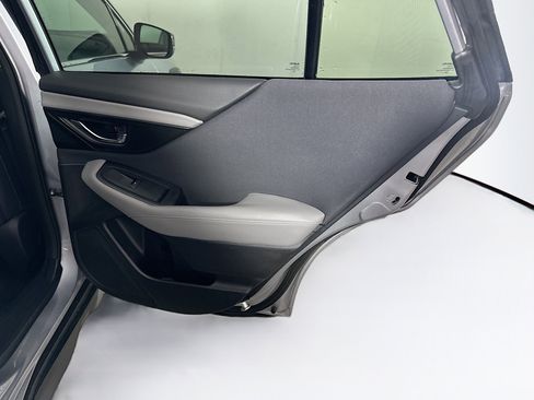 Used 2025 Subaru Outback Premium AWD/4WD image 29