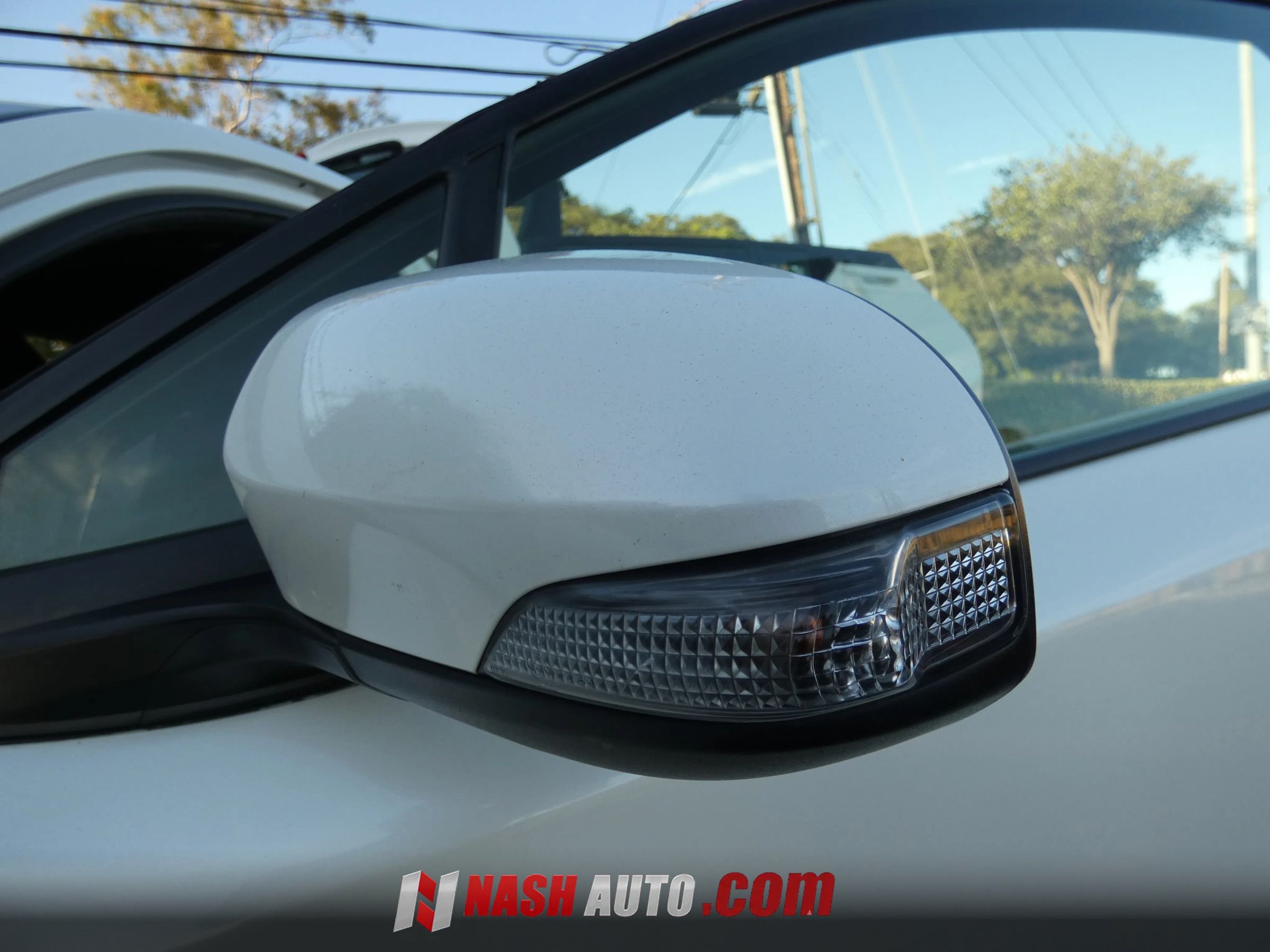 Used 2019 Toyota C-HR LE FWD image 51